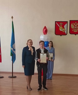 "Талантливое детство".